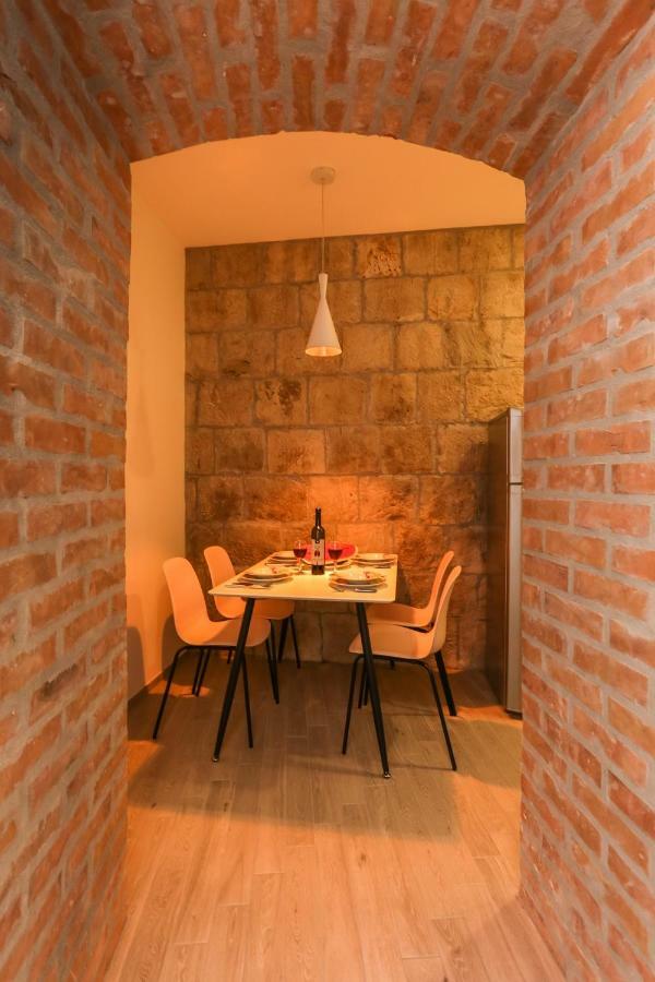 Beach Apartment Korina Sumpetar Buitenkant foto