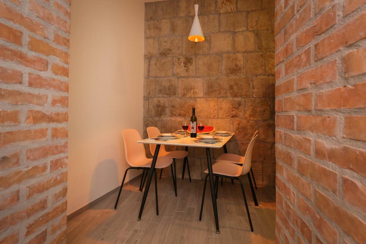 Beach Apartment Korina Sumpetar Buitenkant foto